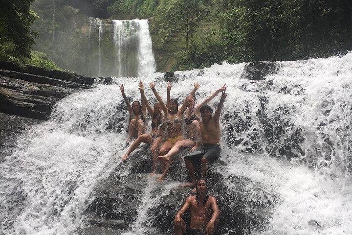 Hike to "Vuelta de Cañón" waterfall at the foot of Poas volcano. - Photo 1 of 7